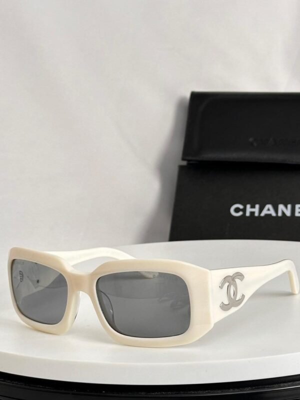 Lunette Chanel
