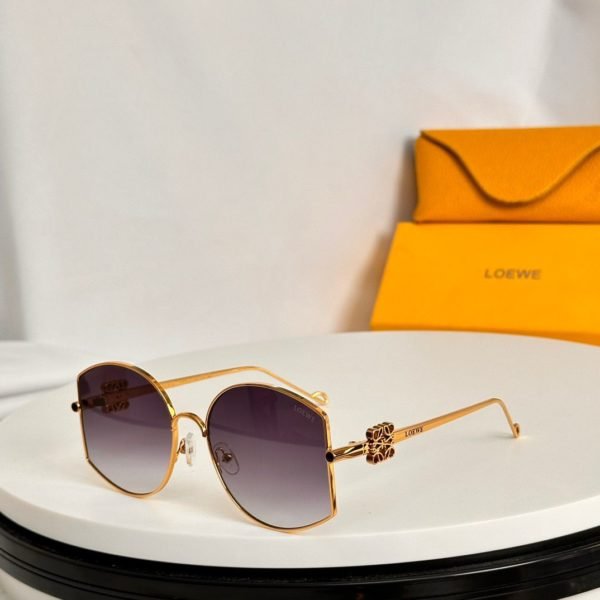 Lunette Loewe – Image 6