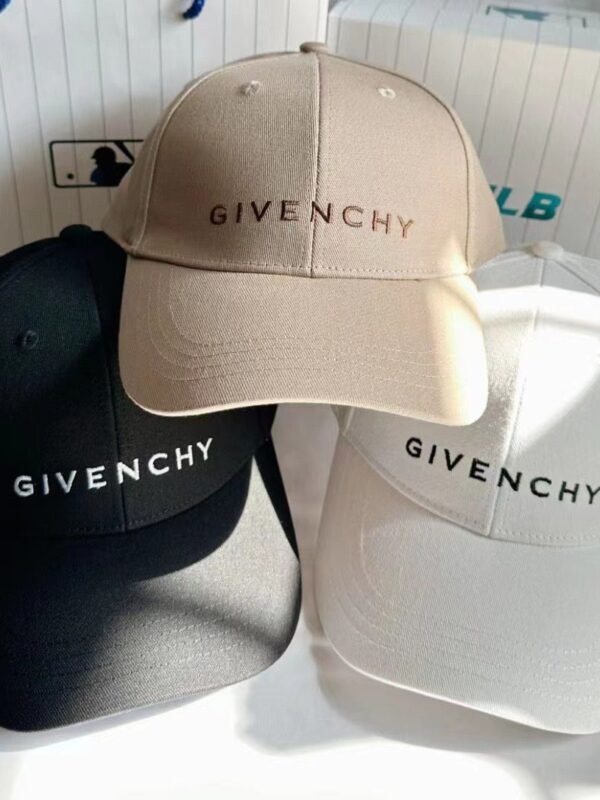 Casquette givenchy