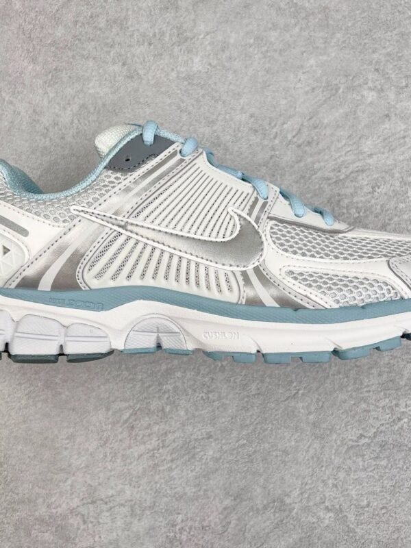 Basket Nike Vomero 5