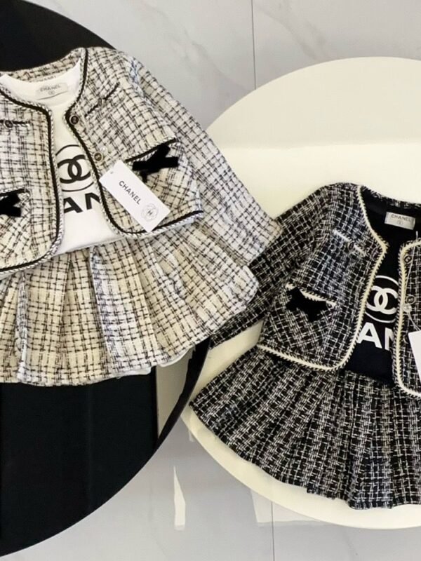 Ensemble Chanel 100-160 cm