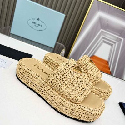 1b5b93fc-4097-4389-9f31-df6ddbd983a8