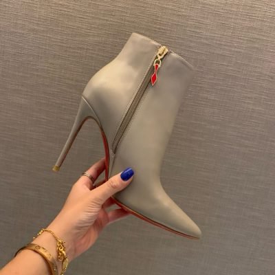 c470316a-698a-42e3-8b72-49ed3c3967e2