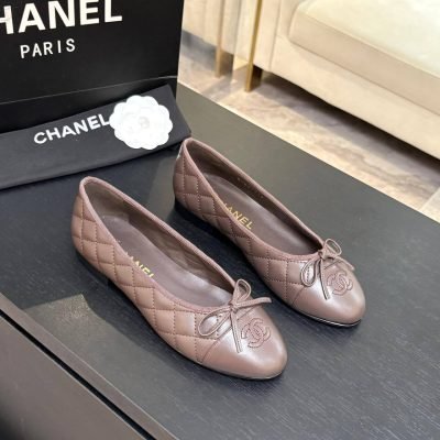 chanel-ballerine-taupe-01